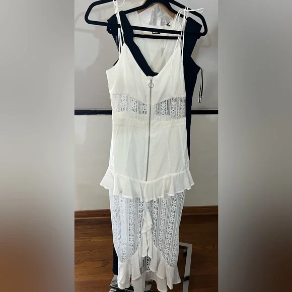 FOR LOVE & LEMONS Lovebird Lace Midi Dress in White, Size S - Picture 6 of 11